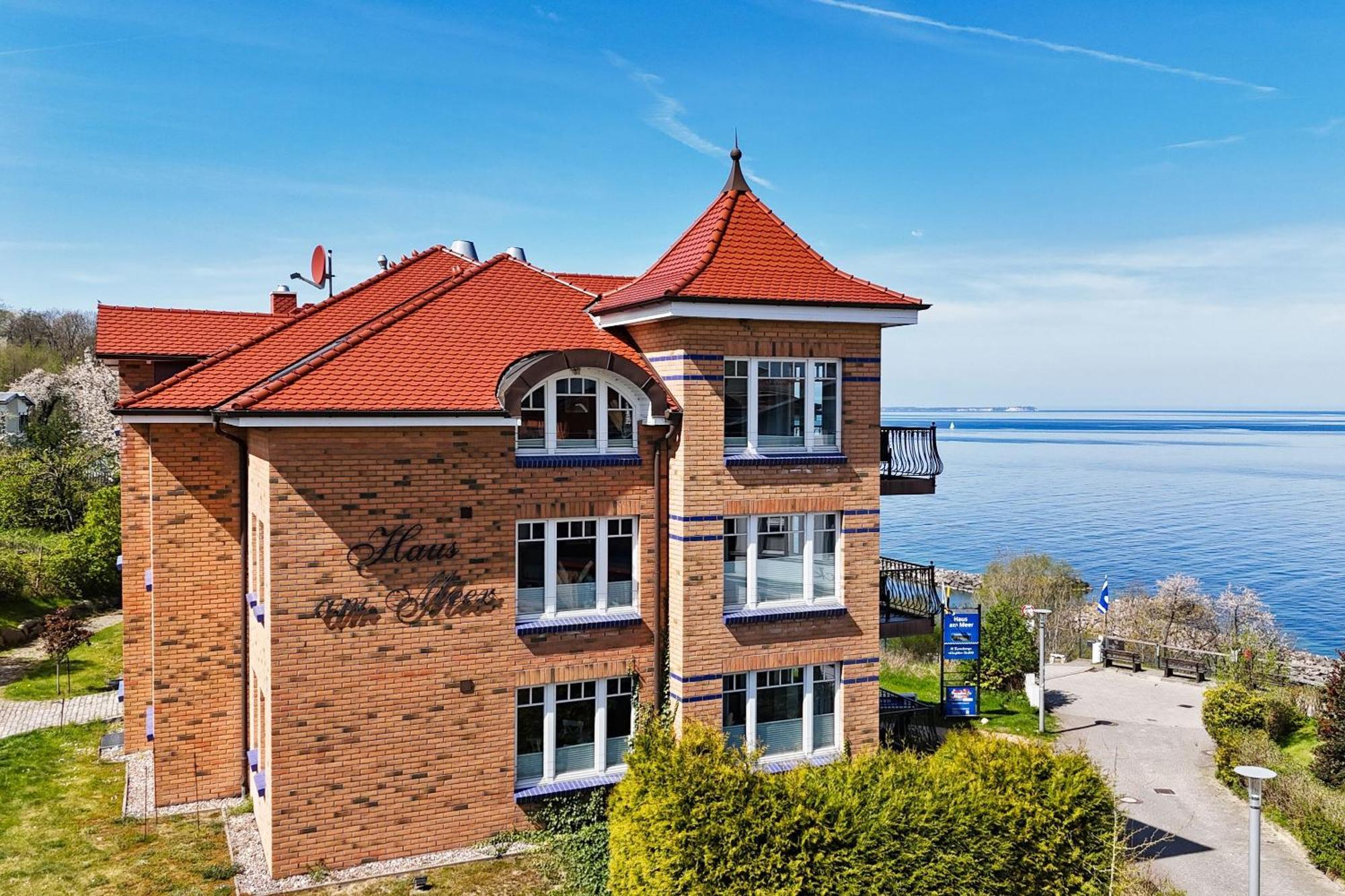 Ferienwohnung Mit Traumhaftem Meerblick - Haus Am Meer Fewo 10 Lohme Exterior foto